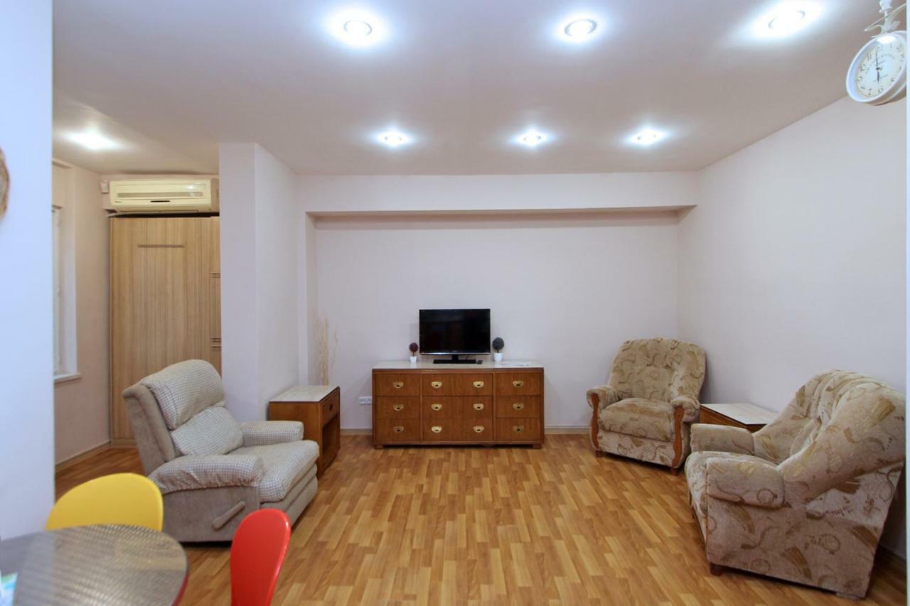 Top Apartments - Yerevan Centre Eksteriør billede