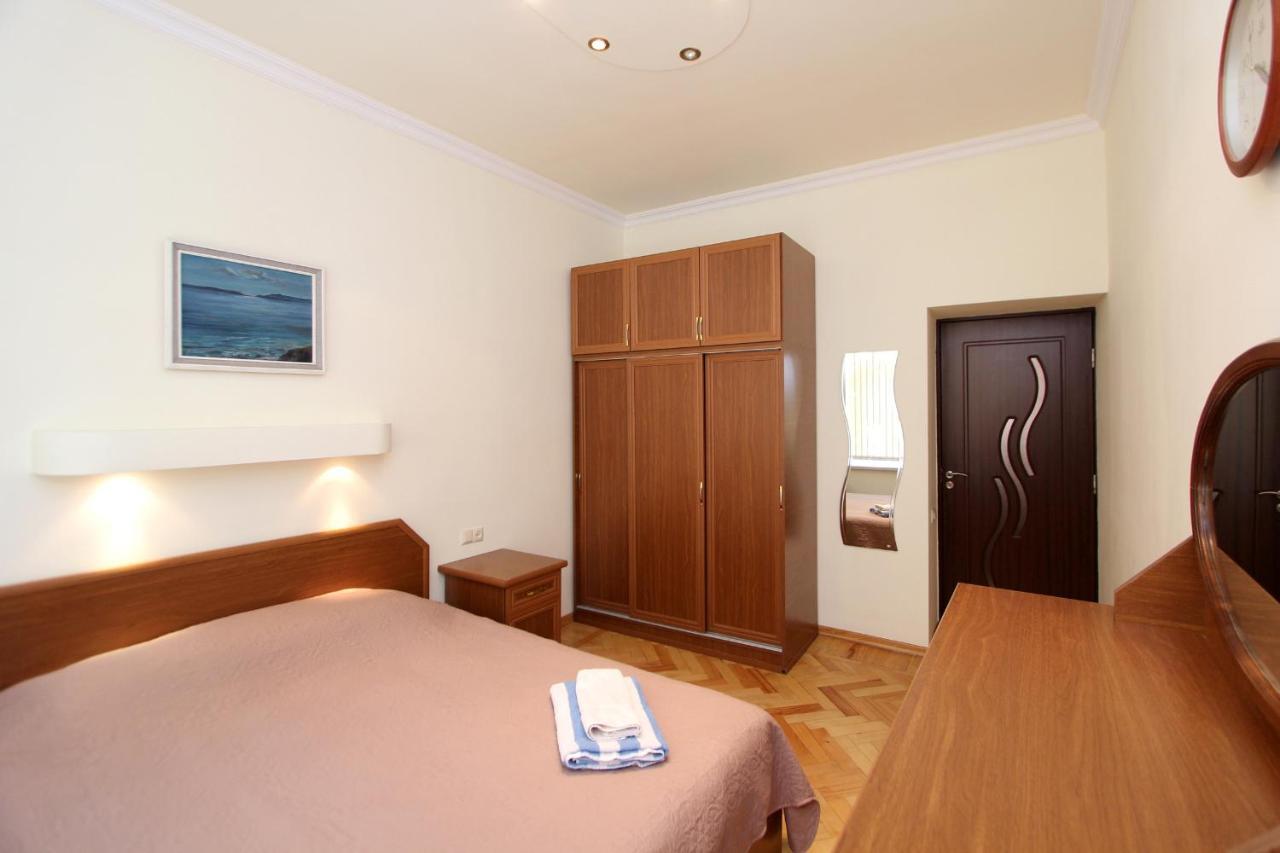 Top Apartments - Yerevan Centre Eksteriør billede